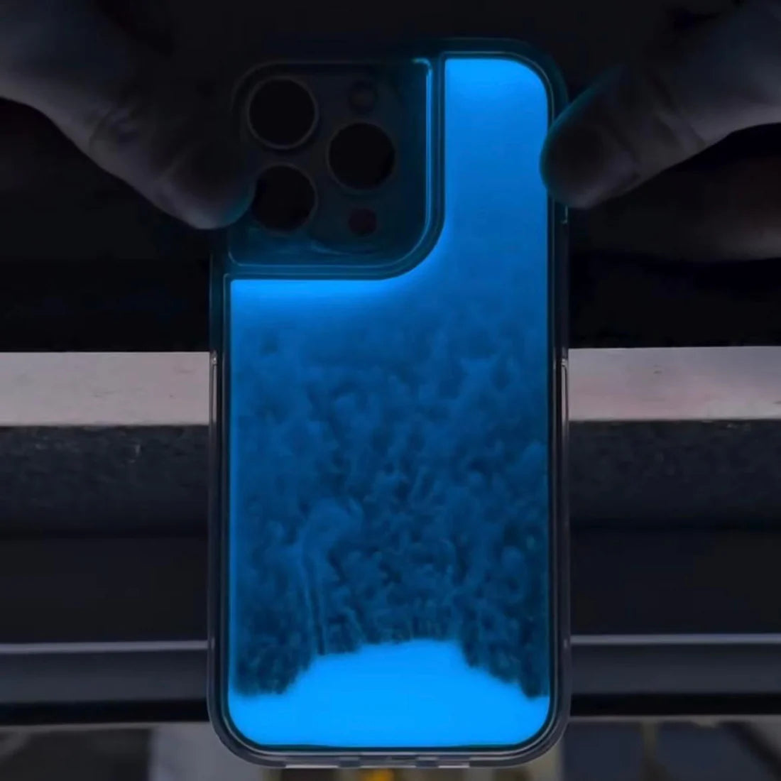 Husa Magic Case – Design de Lux care Strălucește în Întuneric!